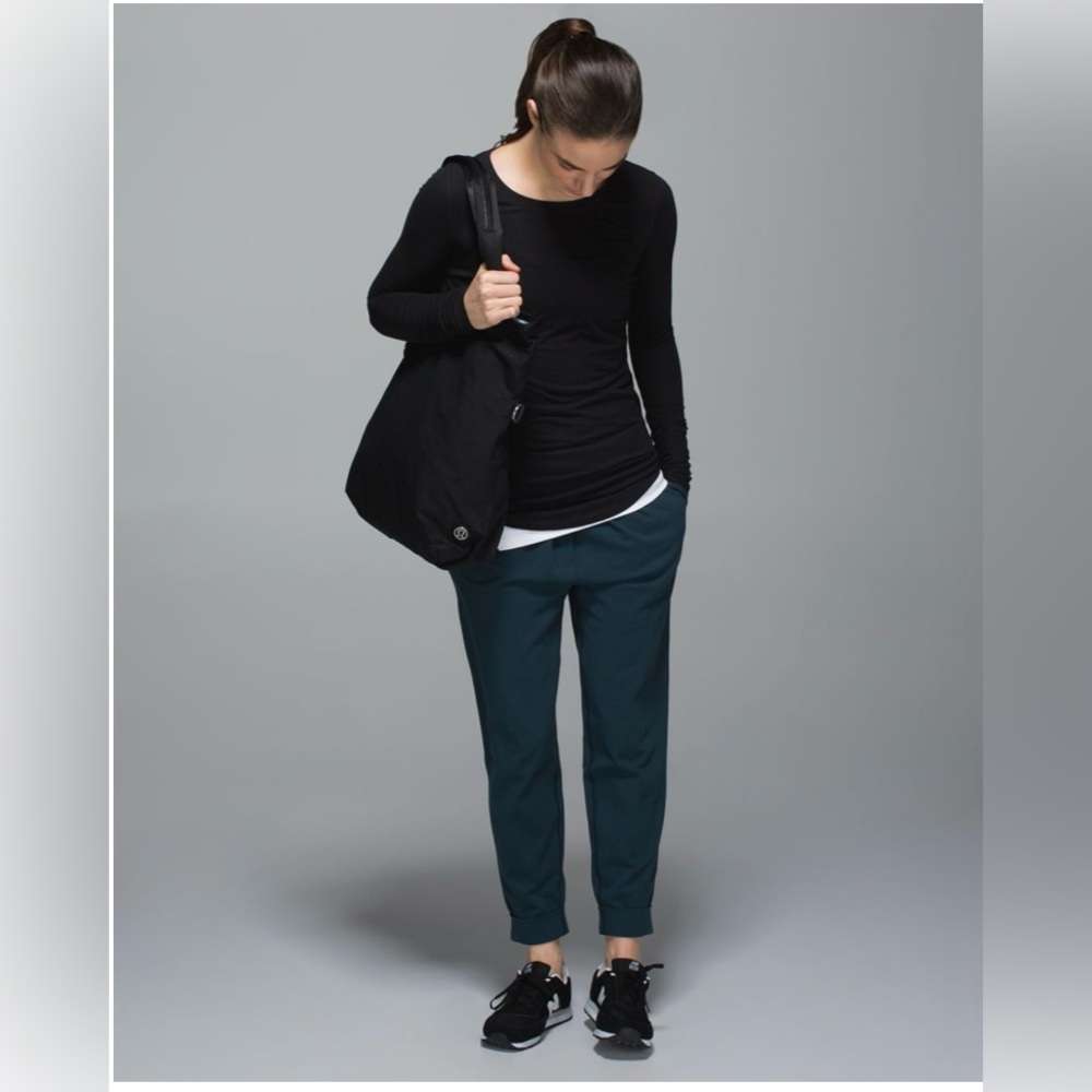 Lululemon Jet Crop *Luon